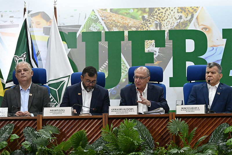Presidente em exercício Geraldo Alckmin comandou reunião do CAS em Manaus (Foto: Suframa/Divulgação)