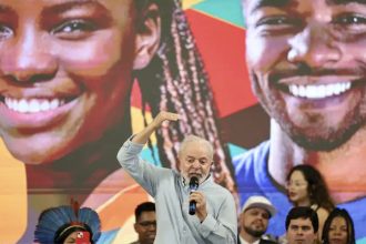 Presidente Lula lançou plano de combate ao racismo entre os jovens (Foto: Fábio Rodrigues-Pozzebom/ABr)