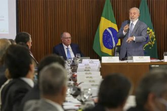 Presidente Lula discursou para ministros sobre o governo, popularidade e governo Bolsonaro (Foto: Fábio Rodrigues-Pozzebom/ABr)
