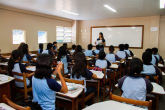 Professores temporários terão contrato prorrogado até julho (Foto: Seduc/Divulgação)