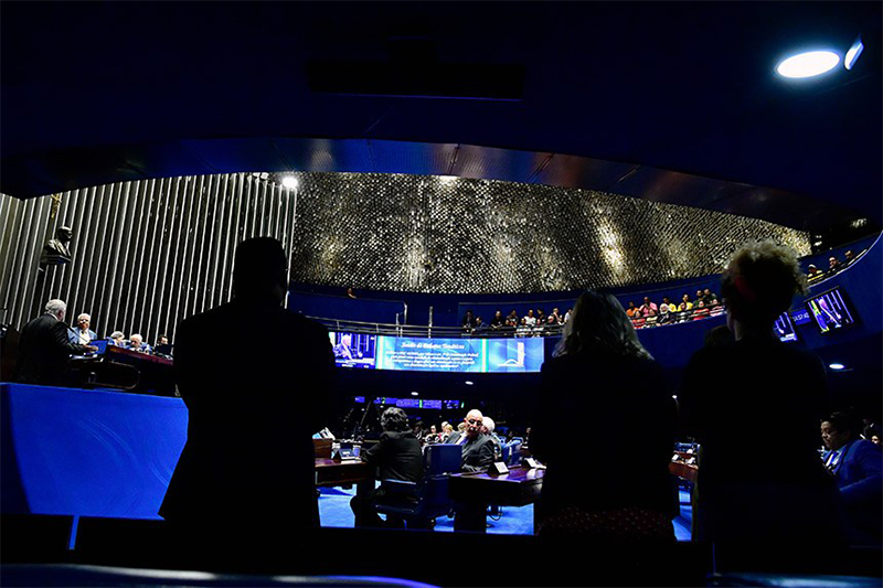 Senadores debateram projeto sobre posse e porte de drogas: projeto divide opiniões (Foto: Waldemir Barreto/Agência Senado)