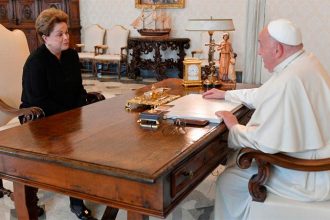 Dilma Rousseff e o Papa Francisco