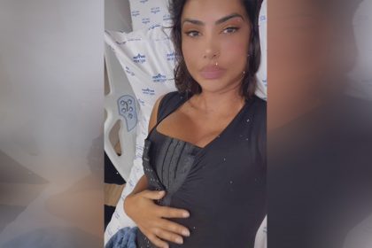 Flávia Noronha postou foto no Instagram e explicou cirurgia às pressas (Imagem: Instagram/Reprodução)