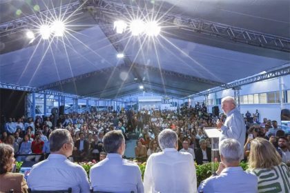 Lula clama a Deus para atrair apoio de evangélicos (Foto: Ricardo Stuckert/PR)