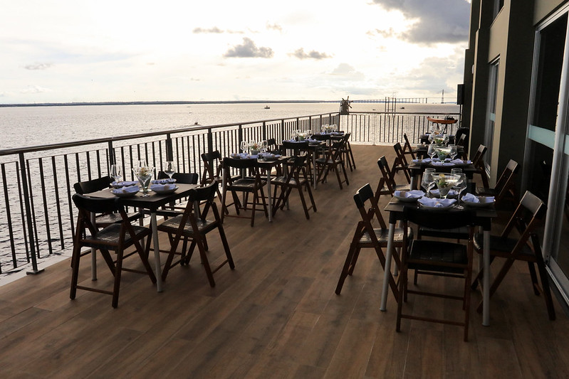 Segundo pavimento do mirante terá dois restaurantes com vista para o Rio Negro (Foto: Clóvis Miranda/Semcom)