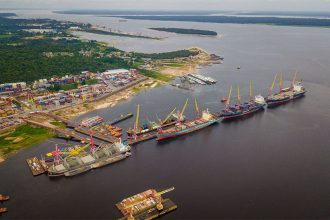 Porto Chibatão em Manaus: empresa vai construir pier provisório para garantir atracamento durante a seca (Foto: Chibatão/Divulgação)