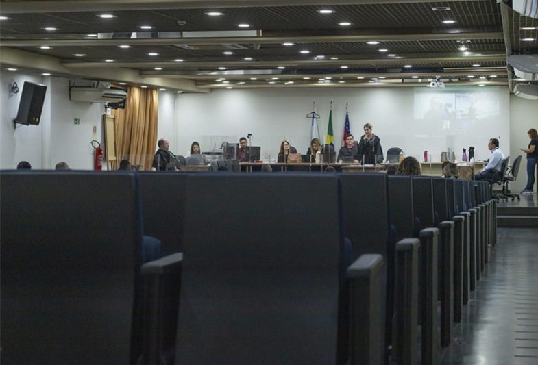 Réu Umberto Canizio foi jugado por videoconferência. Ele mora em Tefé e estava em liberdade (Foto: Marcus Phillipe /TJAM)