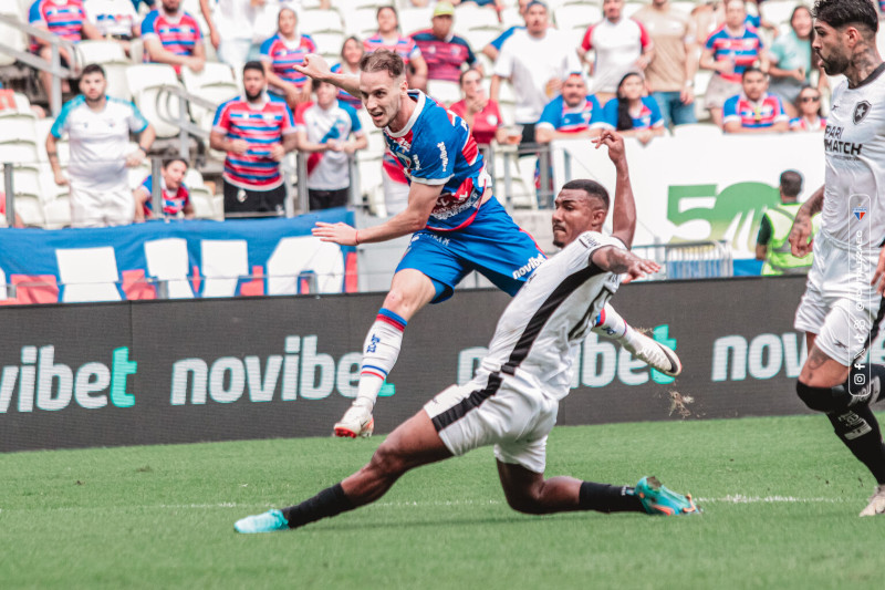 Fortaleza dominou o Botafogo, que reagiu e conseguiu o empate (Foto: Mateus Lotif / Fortaleza EC)