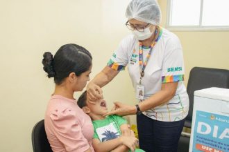 A vacinação é voltada para crianças de 1 a 4 anos e segue até o dia 16 de junho (Foto: Divulgação/Semsa)