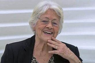 Poesia de Adélia Prado é reconhecida pelo Prêmio Camões (Imagem: TV Cultura/Reprodução)