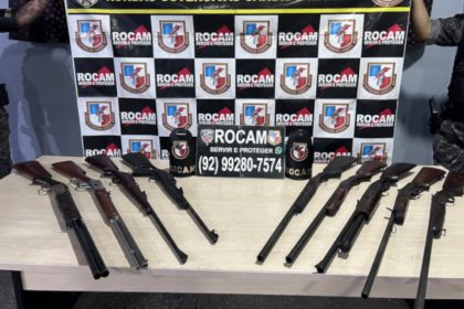 Nove armas, entre espingardas e rifles, foram recuperadas das 30 roubadas do clube de tiros (Foto: PM-AM/Divulgação)