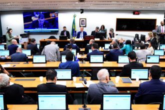 Comissão de Segurança da Câmara aprovou projeto sobre uso da força contra menores infratores (Foto: Cleia Viana/Agência Câmara)