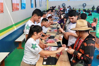 Ponto de troca de ingresso será em escola de Parintins, a exemplo de 2023 (Foto: Jimmy Cristian/SEC-AM)