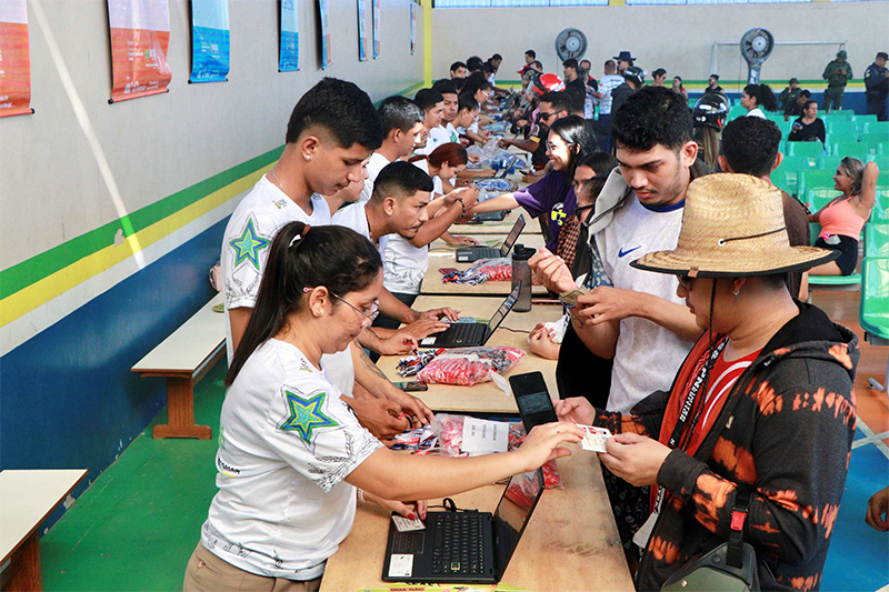 Ponto de troca de ingresso será em escola de Parintins, a exemplo de 2023 (Foto: Jimmy Cristian/SEC-AM)