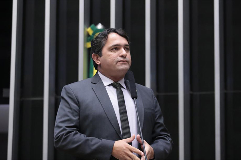 Deputado Junior Lourenco é pressionado no PL após votar contra cassação (Foto: Zeca Ribeiro/Agência Câmara)