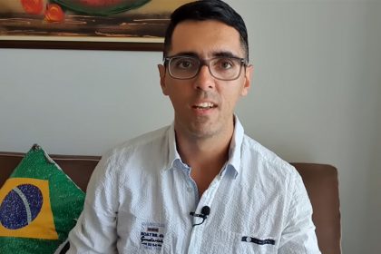 Thiago dos Reis se tornou popular defendendo o governo Lula (Imagem: YouTube/Reprodução)