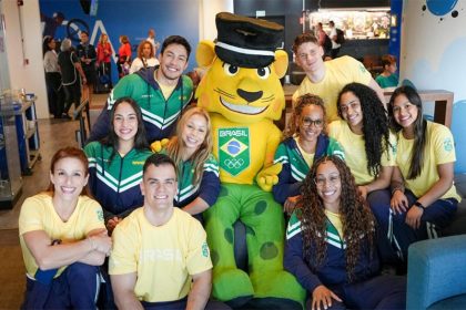Atletas da ginástica olímpica: mulheres são maioria na delegação brasileira (Foto: Alexandre Loureiro/COB)