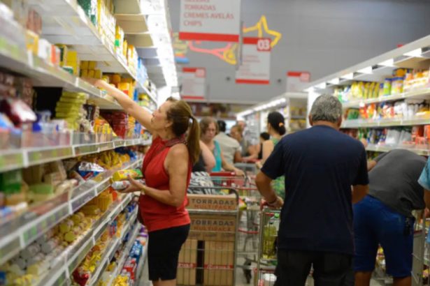 Biscoitos em supermercado: Brasil exportou R$ US$ 71,8 milhões (Foto: Tânia Rêgo/ABr)