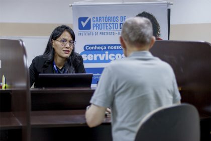 Serviço ao cidadão inclui consulta do CPF, impressão e pagamento de dívida (Foto: Lincon Ferreira/Sejusc-AM)