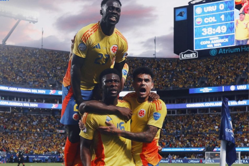 Lerma (à frente) marcou o gol da vitória colombiana sobre o Uruguai (Foto: Conmebolcopaamerica2024/Instagram)