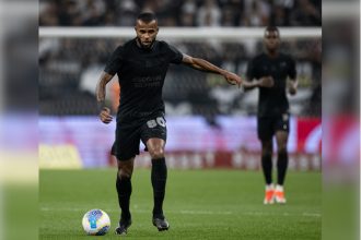 Alex Santana em lance de jogo: empate sem gols com o Grêmio (Foto: Rodrigo Coca/Agência Corinthians)