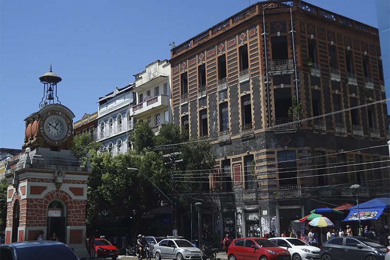 Prédio histórico do Correios no Centro de Manaus está abandonado (Foto: Milton Almeida/AM ATUAL)