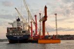 "Taxa de pouca água" é cobrada por empresas de transporte de contêineres (Foto: Valmir Lima/AM ATUAL)