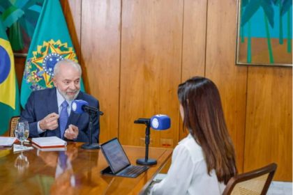 Presidente Lula em entrevista à TV Record: aceno a evangélicos com pautas socieconômicas (Foto: Ricardo Stuckert/PR)