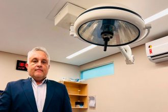 presidente da seccional da SBU no Amazonas, cirurgião uro-oncologista Giuseppe Figliuolo