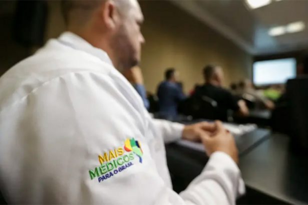 A medida beneficia diretamente 264 médicos atuantes na rede municipal de saúde de Manaus. (Foto: Marcelo Camargo/ABr)