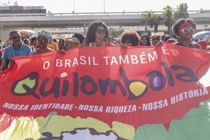 Quilombolas em manifestação por direitos: IBGE divulga perfil dessa população no país (Foto: Joédson Alves/ABr)