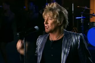 Cantor Rod Steward afirma que não pensa em se aposentar (Imagem: YouTube/Reprodução)