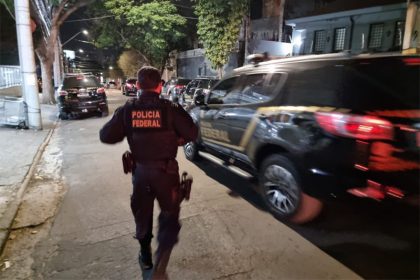 Agente federal na Operação Concierge para desarticular movimentação financeira do PCC (Foto: PF/Divulgação)