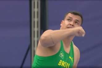 Pedro Nunes fez sua melhor marca, mas insuficiente para se classificar no dardo (Imagem: Globoplay/Reprodução)