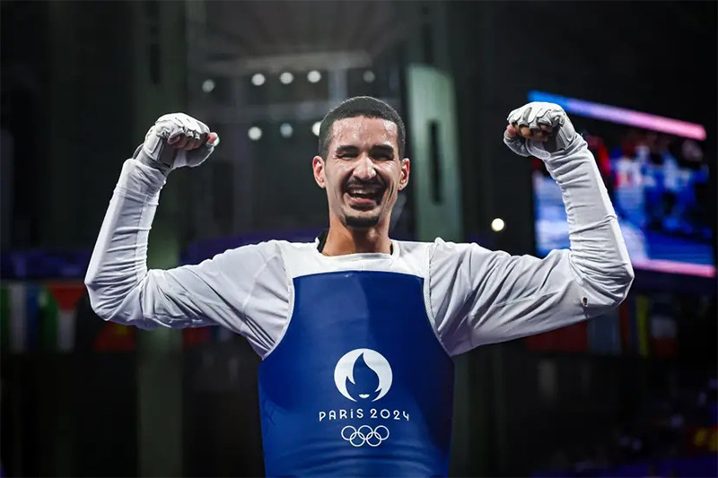 Netinho conquista terceira medalha olímpica do Brasil no taekwondo (Foto: Wander Roberto/COB)