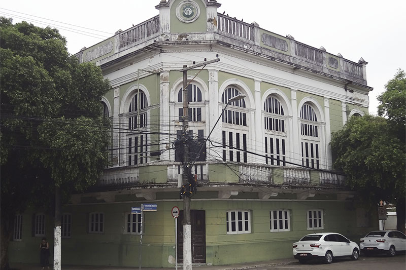 Ideal Clube; smbolo da elite manauara na poca urea da borracha (Foto: Milton Almeida/AM ATUAL)