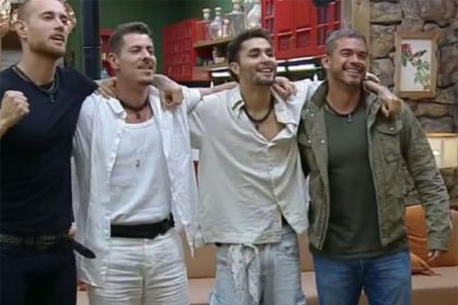 Yuri Bonotto, Sacha Bali, Gui Vieira e Sidney Sampaio são os finalistas de 'A Fazenda 16' (Imagem: TV Record/Reprodução)