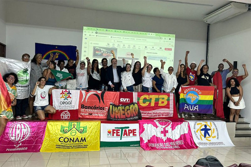 Entidades sociais na solenidade de regulação dos fóruns: ação para agilizar políticas públicas (Foto: SGPR/Divulgação)