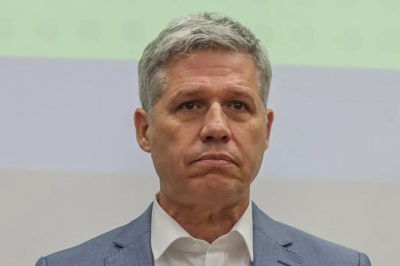 ministro do MDA, Paulo Teixeira