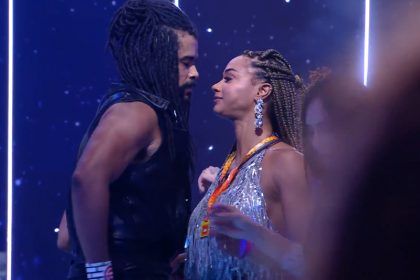 Diogo e Aline em momento de romance no BBB 25: festa até o amanhecer (Imagem: Gshow/YouTube)