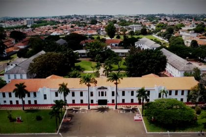 Fachada do 13º Regimento de Cavalaria Mecanizado: Exército apura agressão a soldado (Imagem: Facebook/Reprodução)