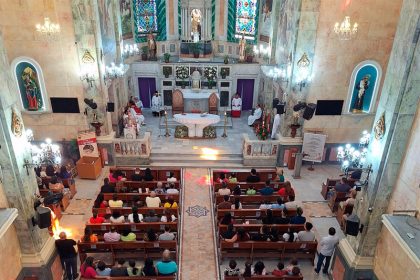 Missa na Igreja de São Sebastião