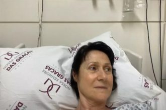 Atriz Zezé Polessa no hospital: feijoada indigesta (Imagem: Instagram/Reprodução/@zezepolessa)