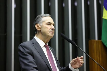 Luís Roberto Barroso defendeu legitimidade do STF para decidir sobre questões que dividem a sociedade (Foto: Antonio Augusto/STF)