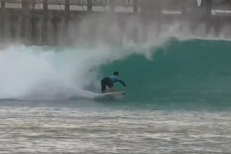 Ítalo Ferreira fez as melhores manobras e conquistou etapa de Abu Dabi da WSL, o circuito mundial de surf (Imagem: Globoplay/YouTube/Reprodução)