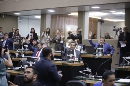 Deputados aprovaram projeto de resolução