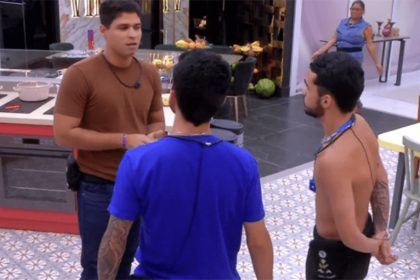Guilherme cobra satisfação dos gêmeos João Pedro e João Gabriel sobre escolha para o Paredão (Imagem: Globoplay/YouTube)