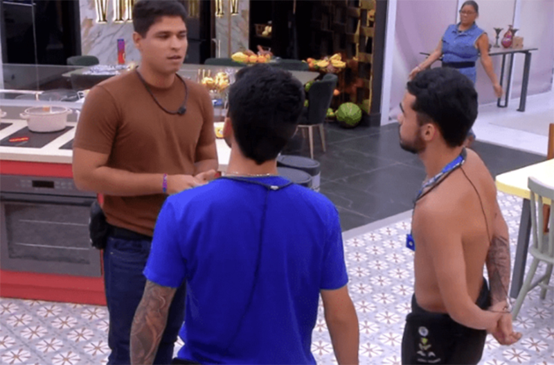Guilherme cobra satisfação dos gêmeos João Pedro e João Gabriel sobre escolha para o Paredão (Imagem: Globoplay/YouTube)