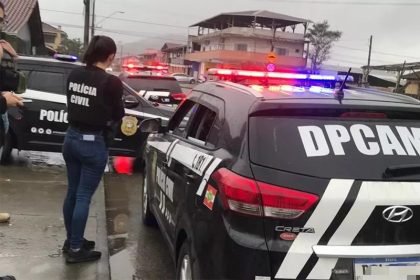 Polícia Civil de Santa Catarina procura Anderson Rafael Hasse, que está foragido (Foto: Polícia Civil SC/Divulgação)