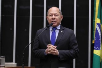 Deputado Coronel Chrisóstomo é o autor do projeto de lei (Foto: Kayo Magalhães/Agência Câmara)